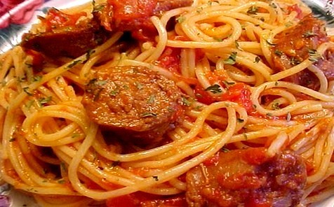recettes corses, Spaghetti à la viande et à la saucisse corse